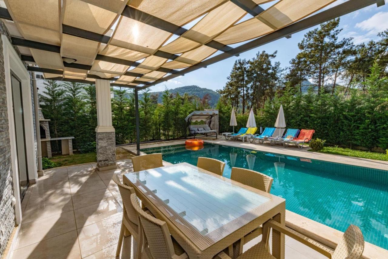4 Bedroom Holiday Villa In Hisaroenue Oeluedeniz- Gold Rose Fethiye Exterior foto