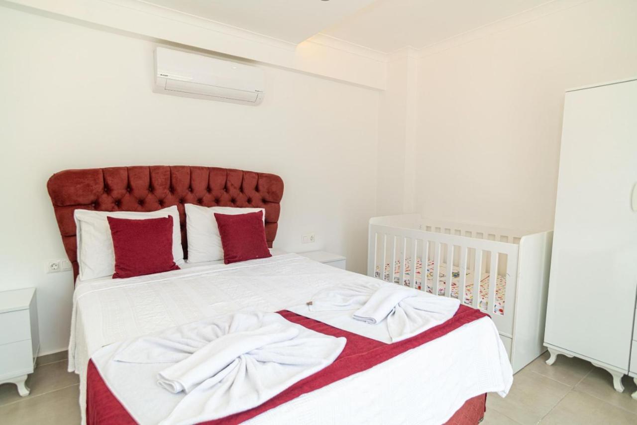 4 Bedroom Holiday Villa In Hisaroenue Oeluedeniz- Gold Rose Fethiye Exterior foto